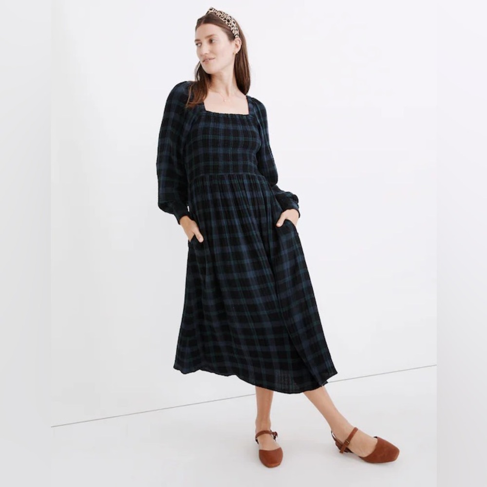 Madewell Lightspun Lucie
Smocked Midi Dress Size XXS